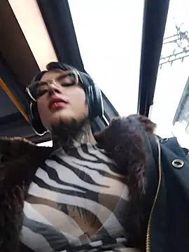 taaylor33 online show from 03/05/26, 10:28