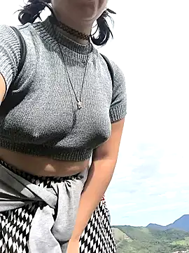 GerallFoxxx online show from 10/26/25, 01:06