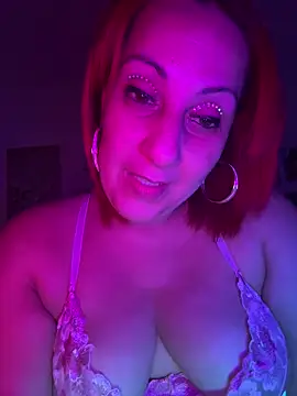 DeeLight124 online show from 02/04/26, 06:41