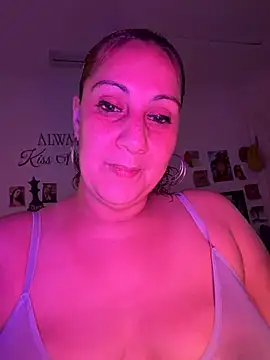 DeeLight124 online show from 07/16/26, 05:57