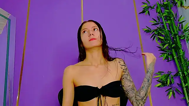 scarlet-jonesx online show from 10/27/25, 07:18