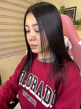 Starliee   online show from 02/07/26, 12:14