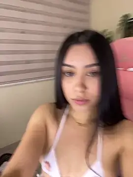 Starliee   online show from 05/01/26, 12:37