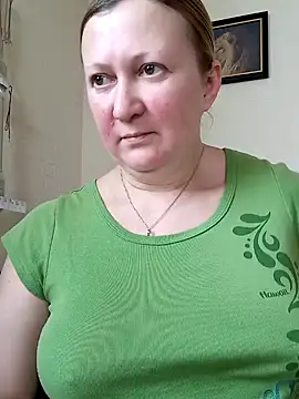 Snapshot of blondyaguar chatting on 01/30/25, 09:25 blondyaguar online show from 01/30/25, 09:25