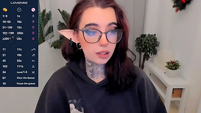 Snapshot of Dixi_Pixi_ chatting on 12/22/24, 05:34 Dixi Pixi online show from 12/22/24, 05:34