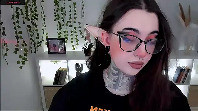 Snapshot of Dixi_Pixi_ chatting on 10/11/25, 05:39 Dixi Pixi online show from 10/11/25, 05:39