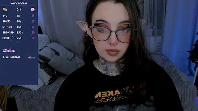 Dixi Pixi  online show from 12/17/25, 10:32