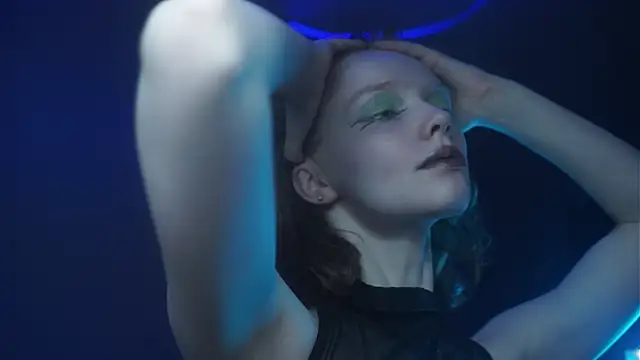 ginger hugs online show from 10/15/25, 10:10