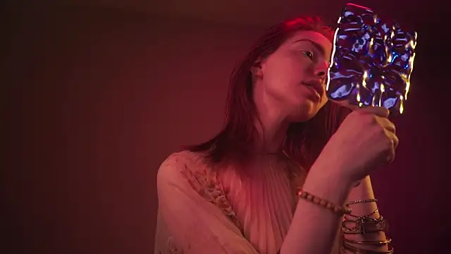 ginger hugs online show from 05/29/26, 10:08