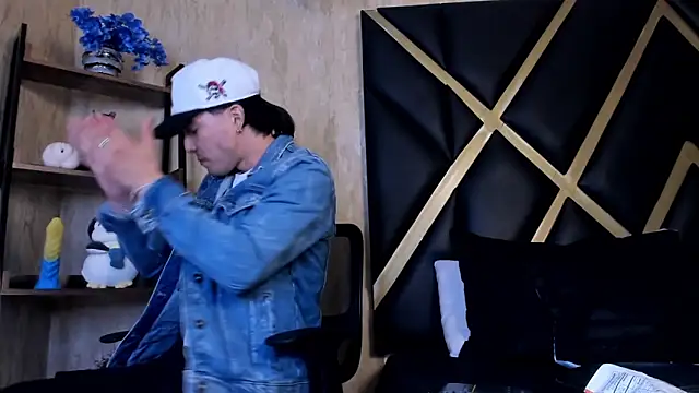 Karimferrer online show from 03/16/26, 02:50