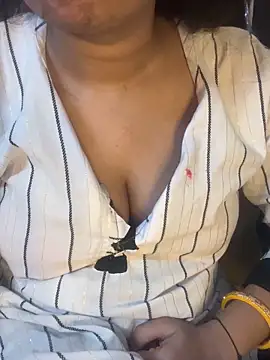 Spicy sari girl online show from 03/07/26, 05:48