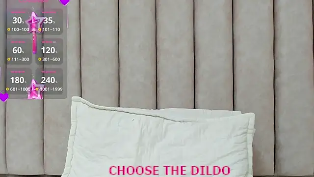 FreyaMoller online show from 09/12/25, 05:02