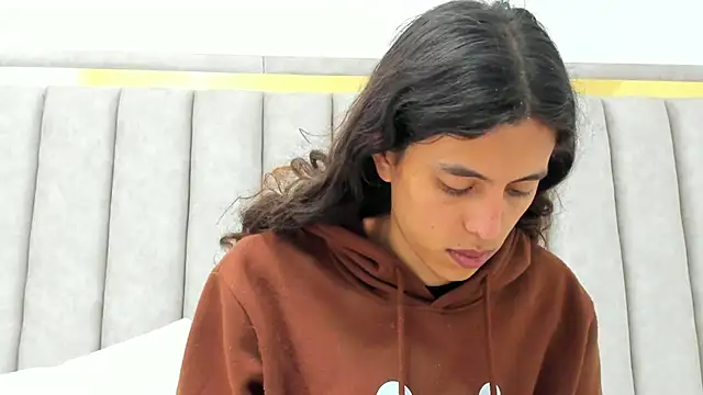 FreyaMoller online show from 03/08/26, 06:44