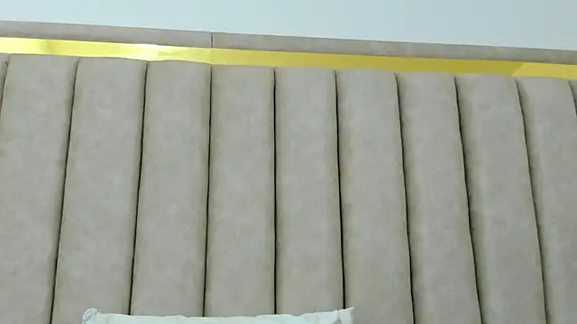 FreyaMoller online show from 04/28/26, 07:19