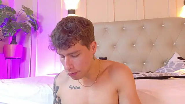 french sexx online show from 10/16/25, 08:32