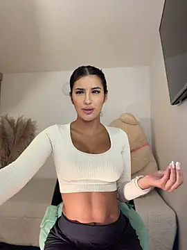 Kimm khalifa online show from 04/11/26, 12:37