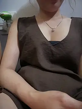 Baby-sexytit99 online show from 05/31/26, 04:47