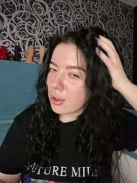 Kimi Ass online show from 12/24/24, 01:39