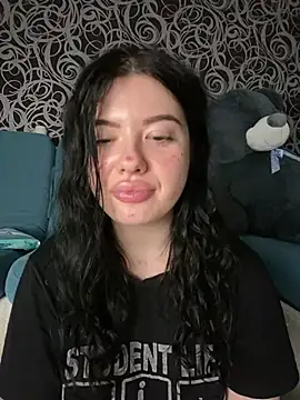 Kimi Ass online show from 02/24/25, 08:14