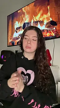 Kimi Ass online show from 02/02/26, 10:36