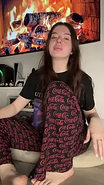 Kimi Ass online show from 06/04/26, 09:26