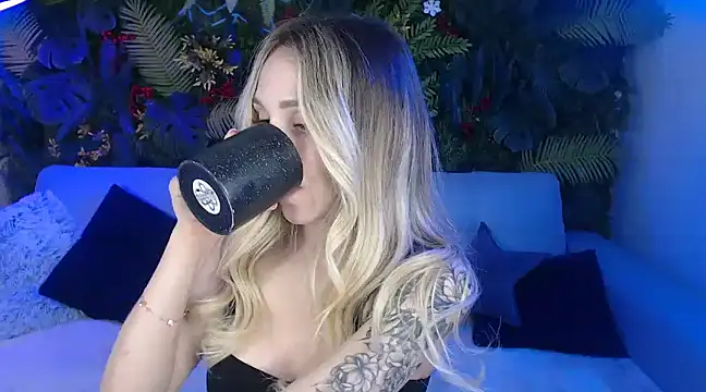 Snapshot of Horny_Blond chatting on 03/04/25, 09:07 Horny Blond online show from 03/04/25, 09:07