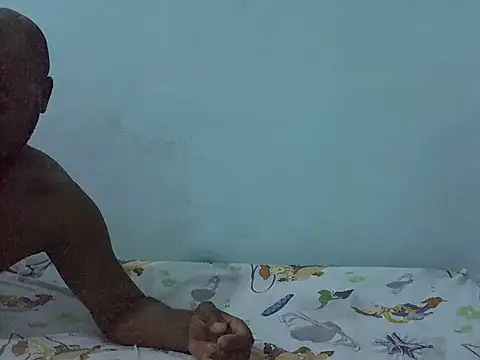 spicy-paul online show from 02/13/25, 06:16