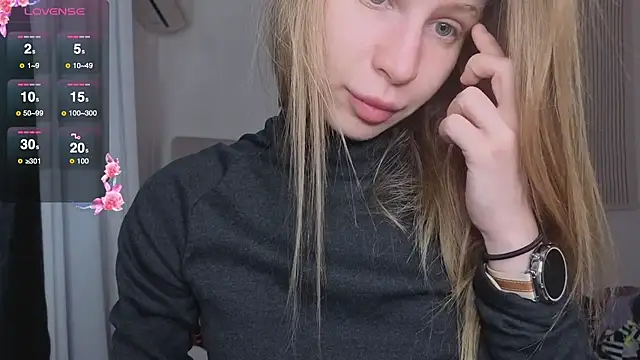 Elis Fox online show from 02/18/26, 07:04