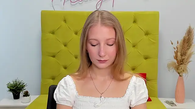 LolaWilsons online show from 02/10/26, 07:12