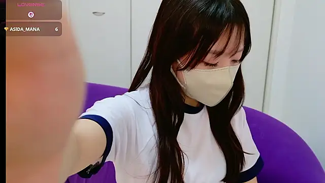 Snapshot of sara-a-jp chatting on 12/19/25, 03:02 sara-a-jp online show from 12/19/25, 03:02