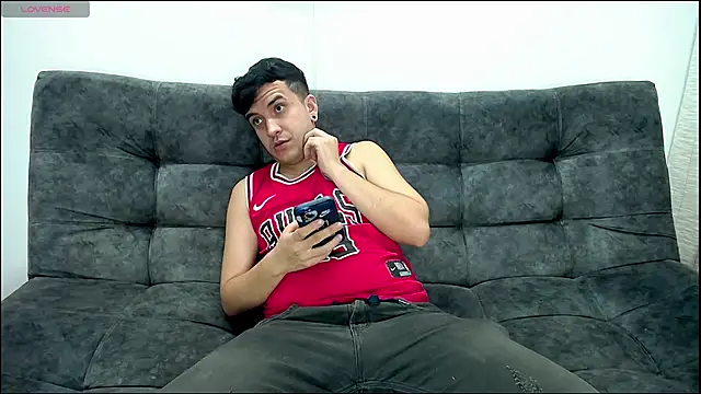 SlimLoves online show from 11/10/25, 11:26