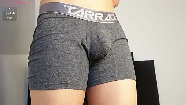 MarcoAlexLatino online show from 11/29/25, 03:31