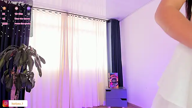 Harlyxu online show from 01/28/25, 01:49