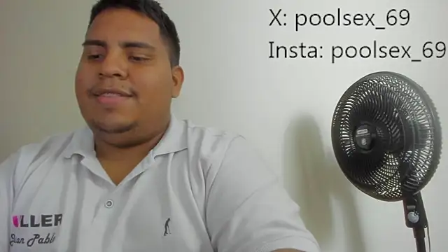 Snapshot of Poolsex_69 chatting on 10/03/25, 08:17 Poolsex 69 online show from 10/03/25, 08:17