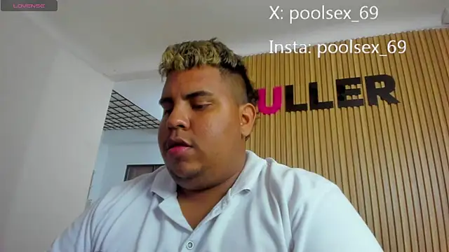 Snapshot of Poolsex_69 chatting on 12/04/25, 12:09 Poolsex 69 online show from 12/04/25, 12:09