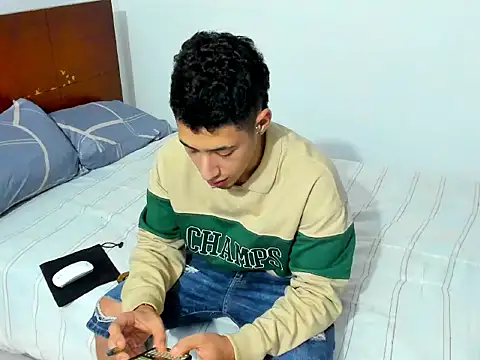 Chandler ken online show from 12/05/25, 02:09