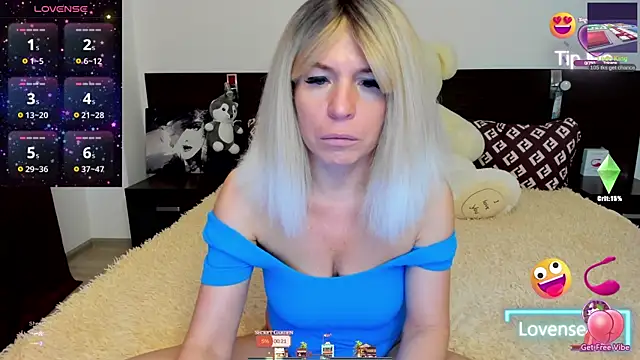 Hanna Becrett17 online show from 04/01/26, 04:35