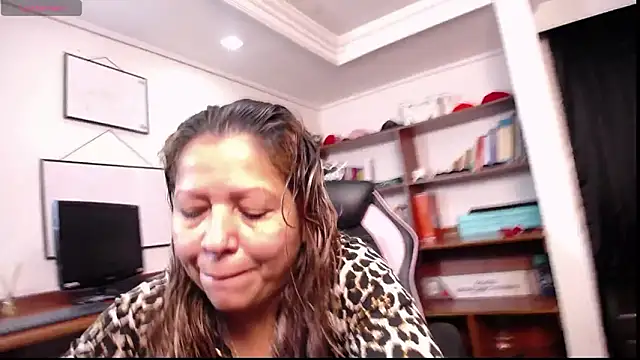 LiaTaylorr online show from 03/05/26, 12:01