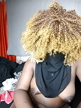 smileyboobs1 online show from 11/11/25, 08:42