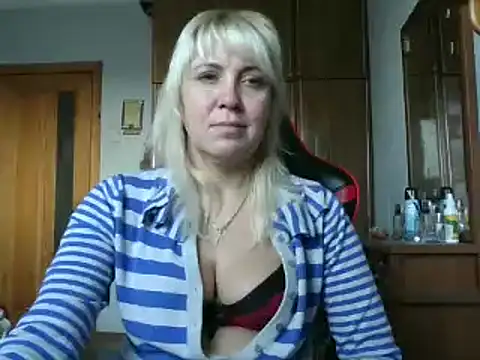 IrinaB1 online show from 10/30/25, 11:00