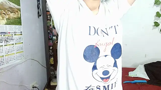 the lesbian game online show from 03/25/26, 06:14