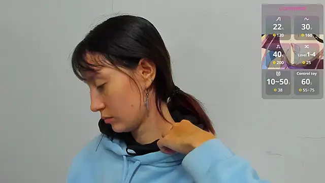 lizzy davis 1 online show from 09/12/25, 04:01