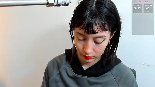 lizzy davis 1 online show from 11/16/25, 04:07