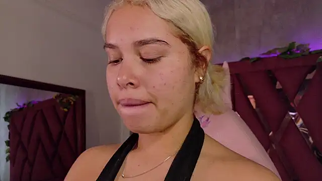 Haelycute online show from 01/14/26, 11:49