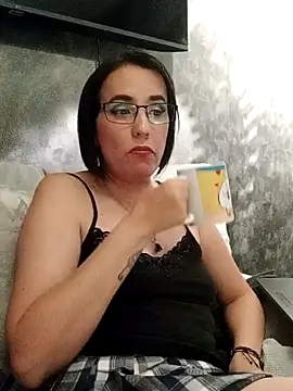 IsisBlake online show from 02/10/25, 11:45