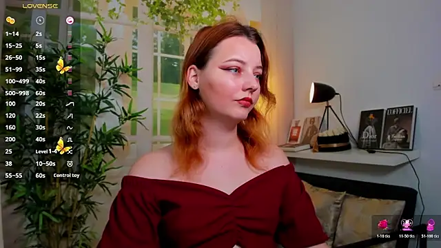 Snapshot of pretty_little_thing chatting on 11/15/25, 03:19 pretty little thing online show from 11/15/25, 03:19