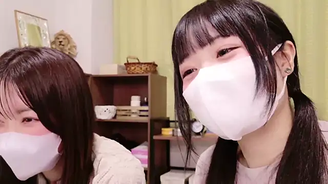 Snapshot of Mia--meow chatting on 02/11/25, 02:35 Mia--meow online show from 02/11/25, 02:35