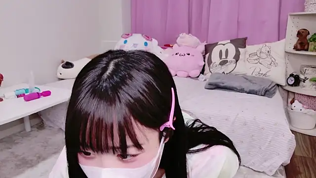 Snapshot of Mia--meow chatting on 03/12/25, 12:04 Mia--meow online show from 03/12/25, 12:04