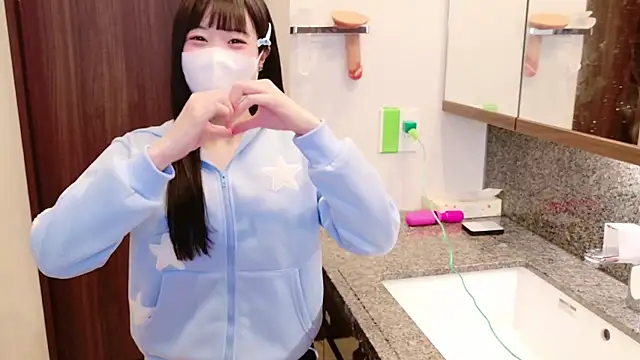 Snapshot of Mia--meow chatting on 03/18/25, 11:41 Mia--meow online show from 03/18/25, 11:41