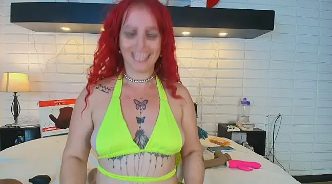 Snapshot of HannaBrave chatting on 03/02/25, 05:23 HannaBrave online show from 03/02/25, 05:23